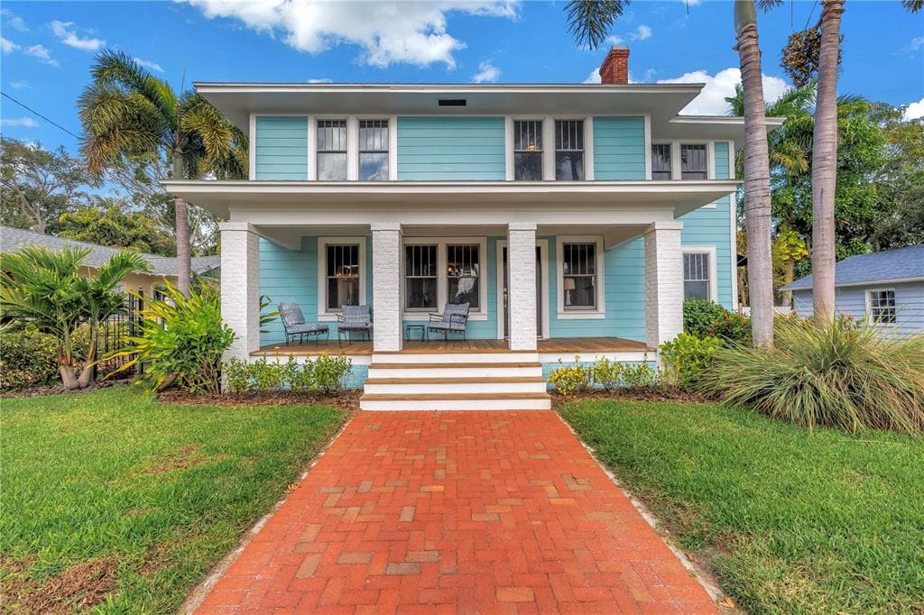 335 19TH AVENUE NE ST PETERSBURG, FL 33704