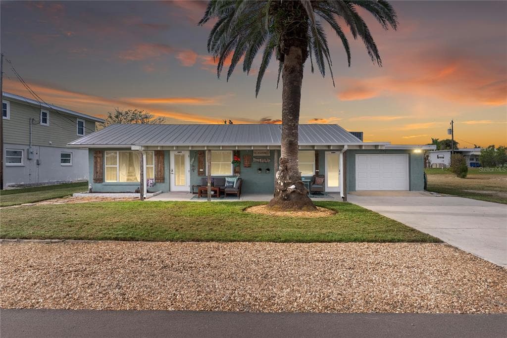4524 106TH STREET W BRADENTON, FL 34210