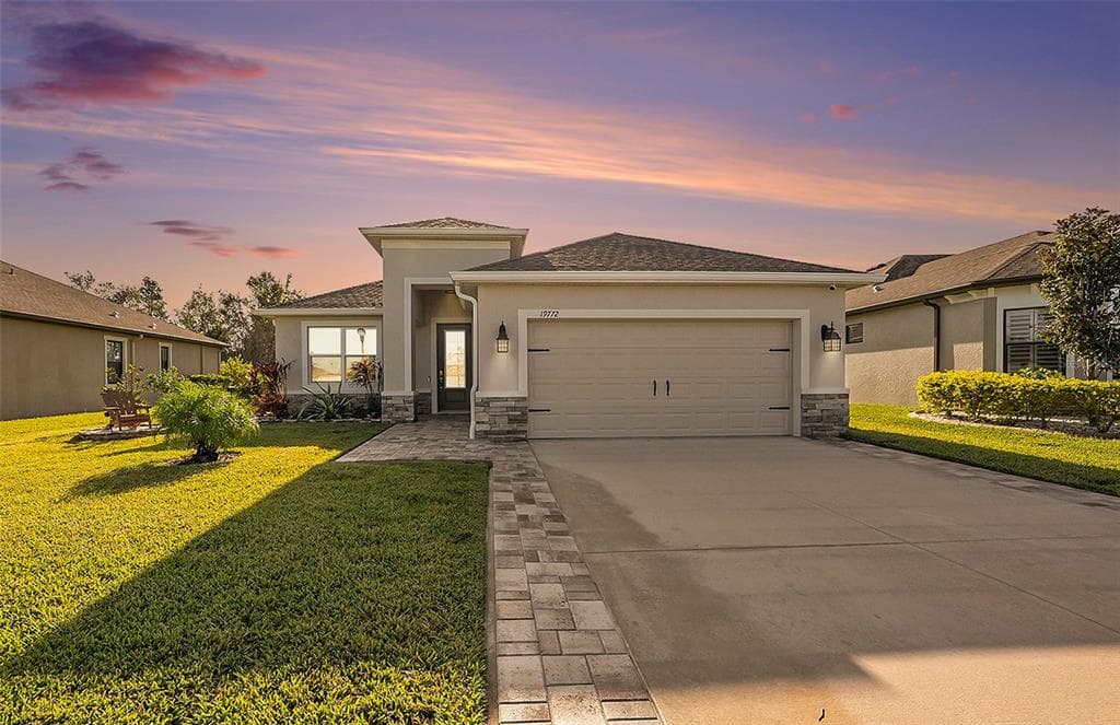 19772 PRESERVATION WOODS DRIVE LUTZ, FL 33548