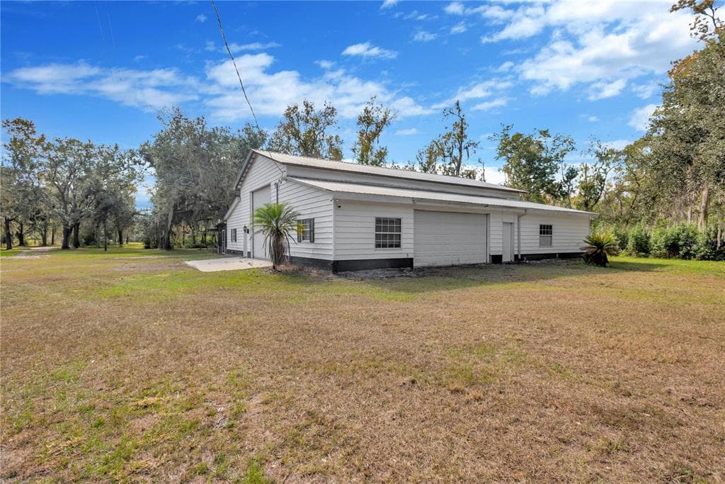 2804 HOLLOWAY ROAD PLANT CITY, FL 33567