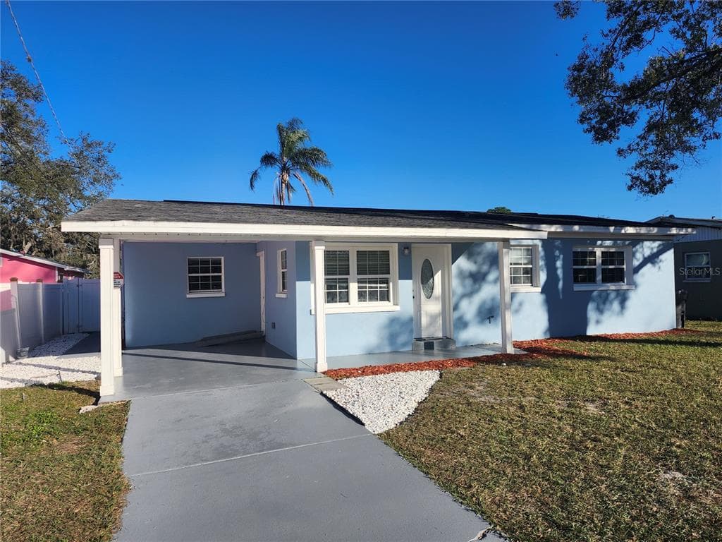 8611 CHINABERRY DRIVE TAMPA, FL 33637