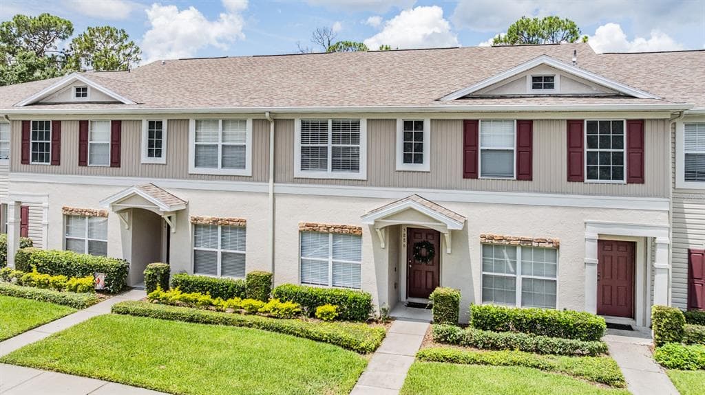 5886 FISHHAWK RIDGE DRIVE LITHIA, FL 33547