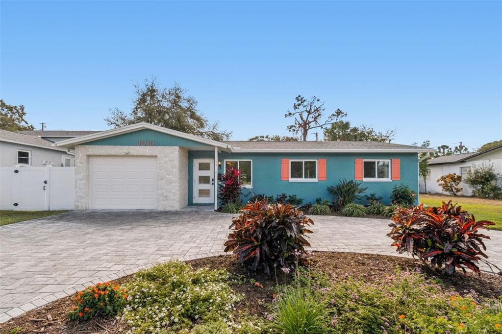 3010 PINELLAS POINT DRIVE S ST PETERSBURG, FL 33712