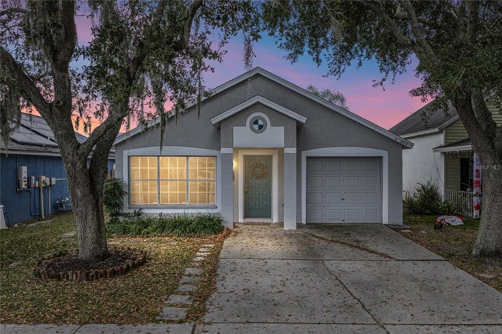 1912 FALLING STAR LANE LUTZ, FL 33549