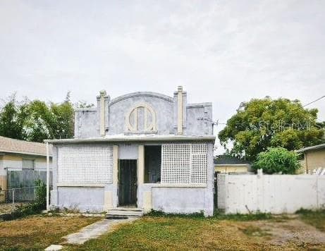 2737 W GREEN STREET TAMPA, FL 33607