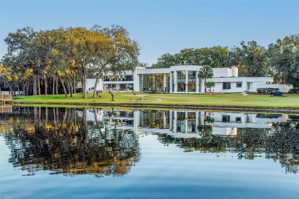 812 SWEETWATER CLUB BOULEVARD LONGWOOD, FL 32779