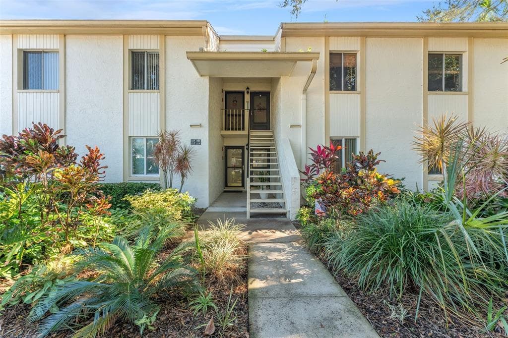 219 CYPRESS COURT UNIT 219 OLDSMAR, FL 34677