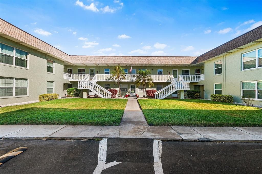 1250 S PINELLAS AVENUE UNIT 803 TARPON SPRINGS, FL 34689