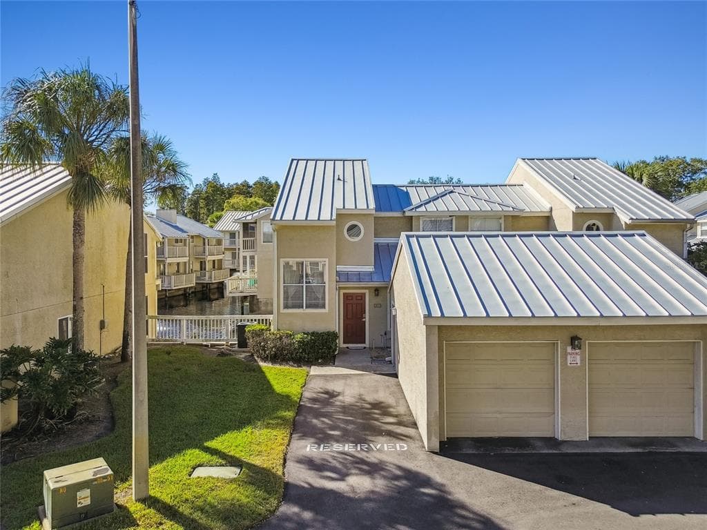 13022 ARBORVIEW PLACE TAMPA, FL 33618