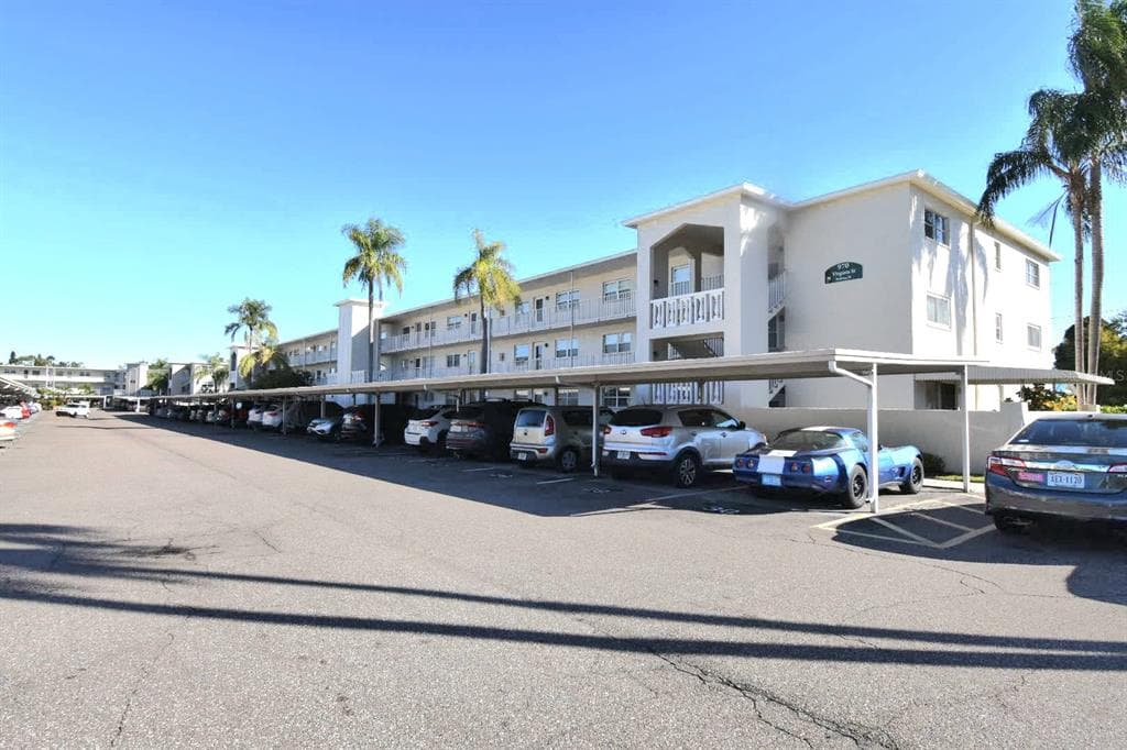 970 VIRGINIA STREET UNIT 109 DUNEDIN, FL 34698