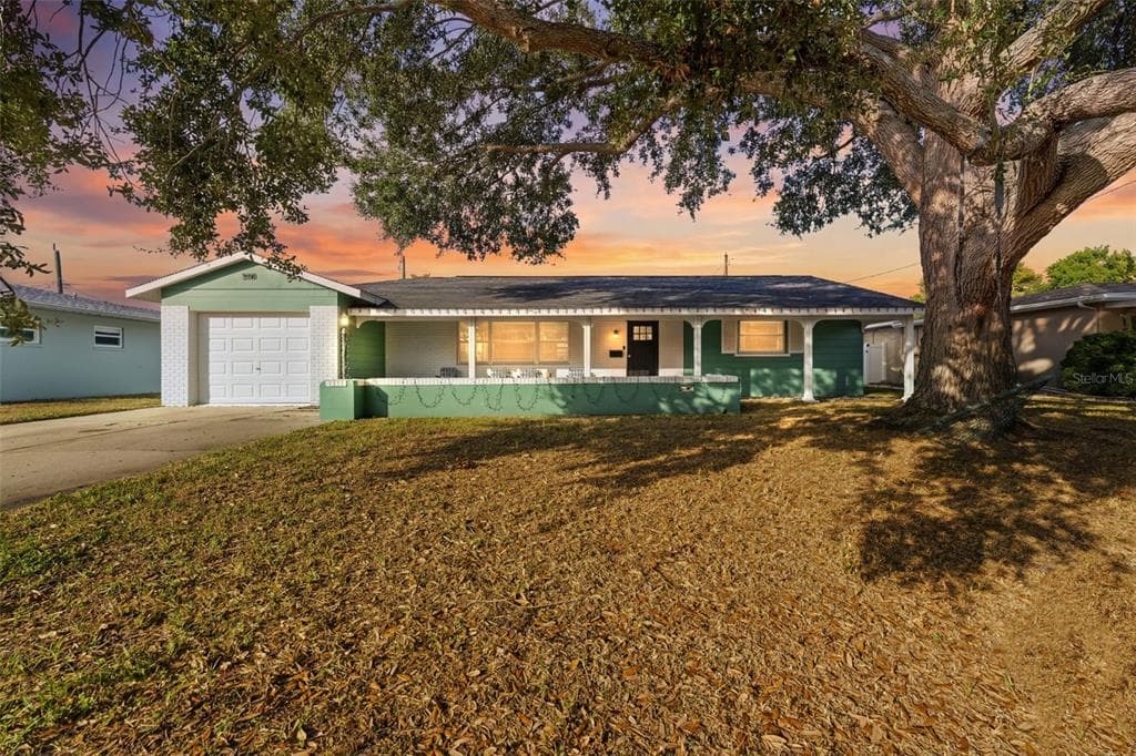 5911 36TH AVENUE N ST PETERSBURG, FL 33710