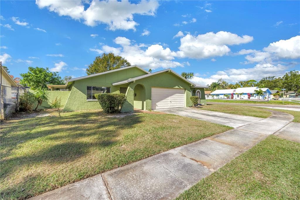 9930 68TH STREET N PINELLAS PARK, FL 33782