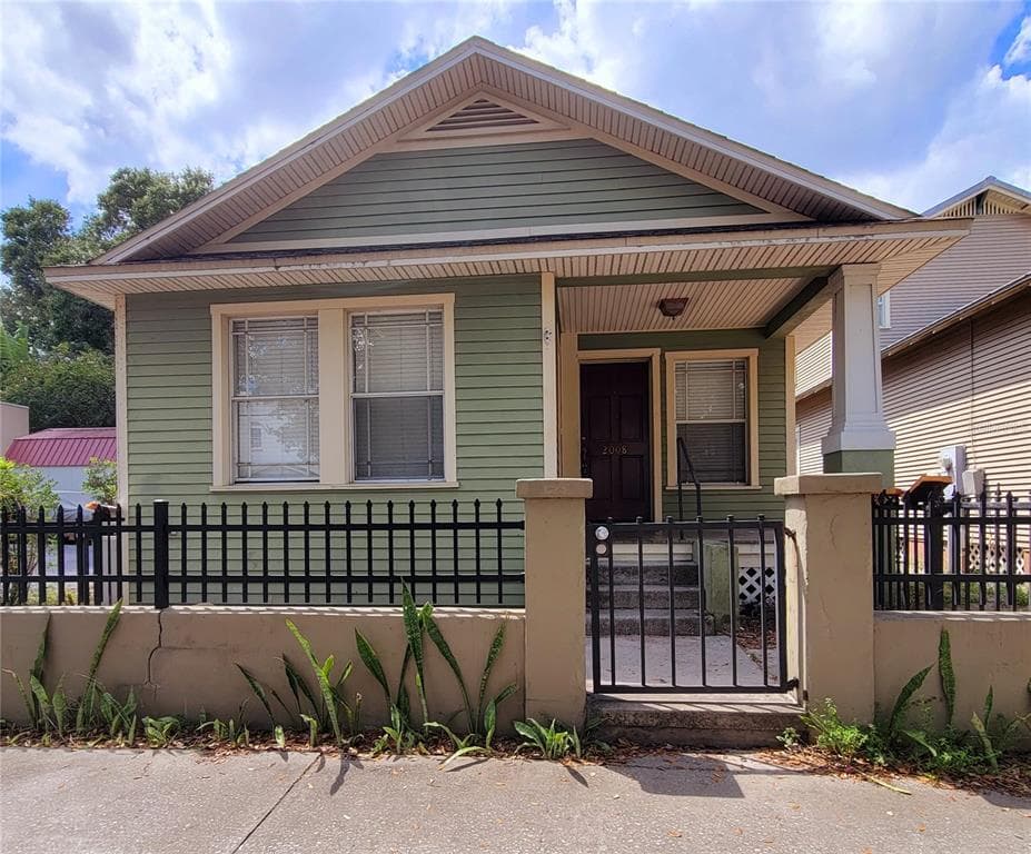 2008 N ALBANY AVENUE TAMPA, FL 33607