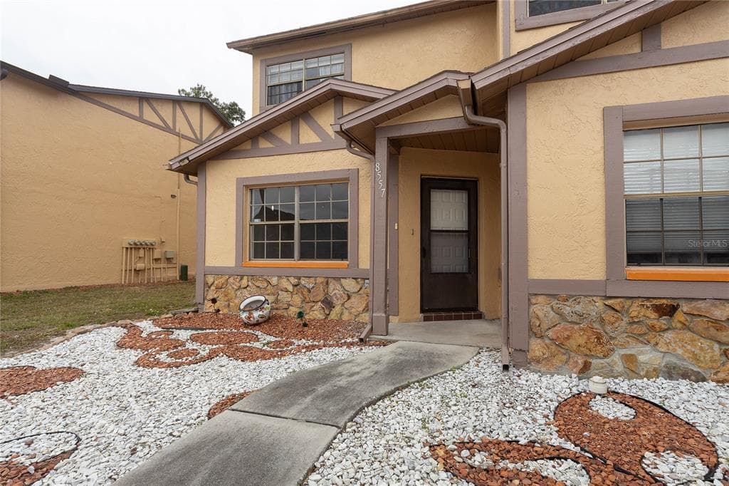 8557 PILGRIM COURT NEW PORT RICHEY, FL 34653
