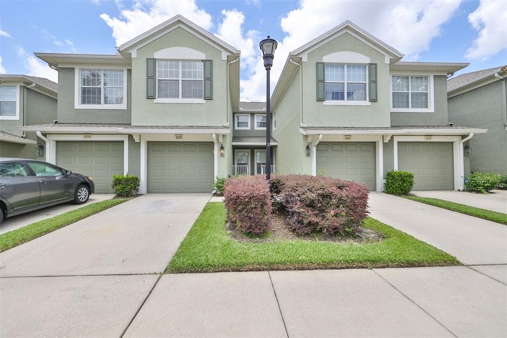 2220 KINGS PALACE DRIVE RIVERVIEW, FL 33578