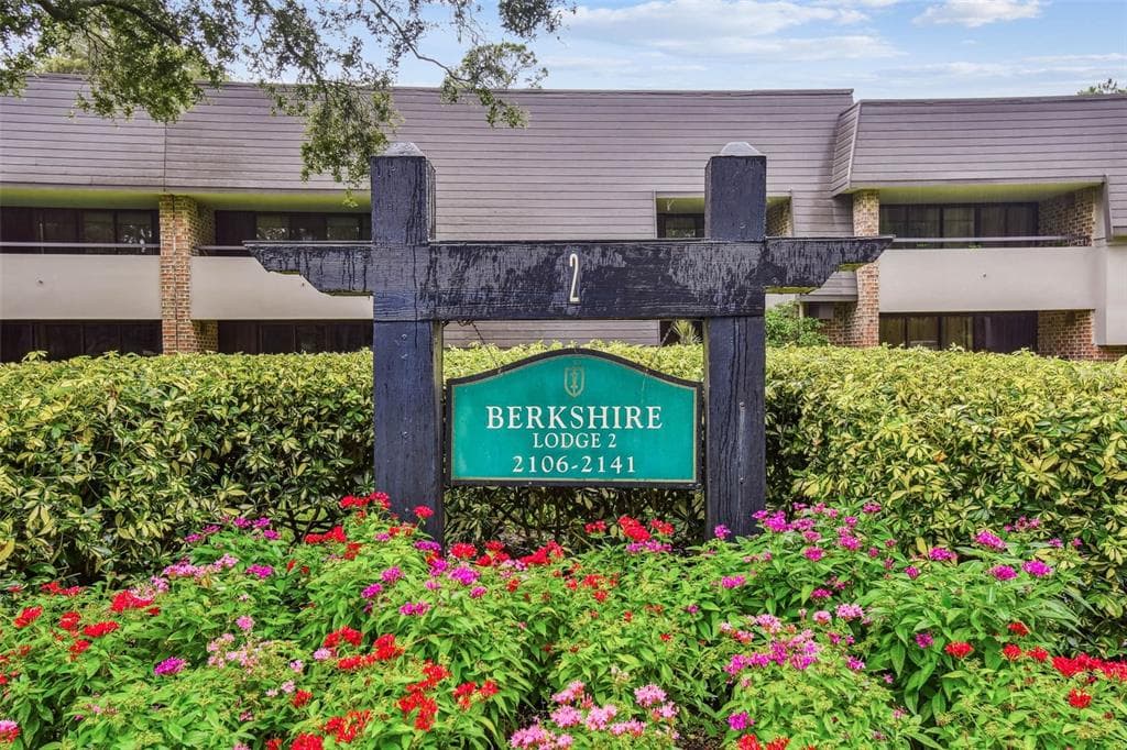 36750 US HIGHWAY 19 N UNIT 1-209 PALM HARBOR, FL 34684