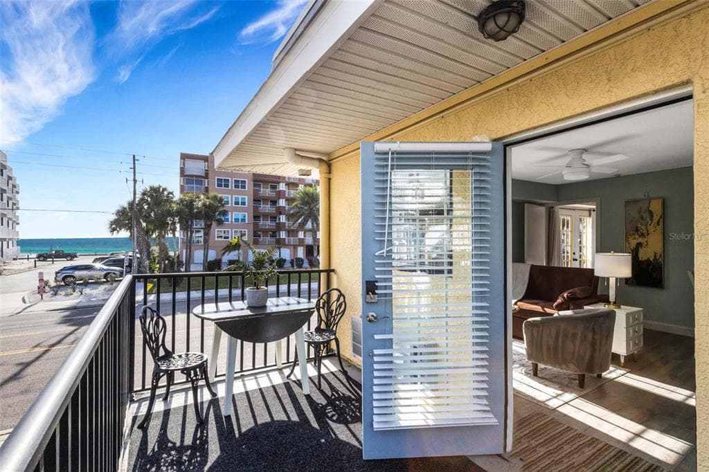 16333 GULF BOULEVARD UNIT 215 REDINGTON BEACH, FL 33708