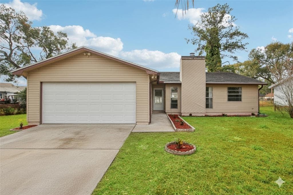 2120 COUNTRY LOOP N LAKELAND, FL 33811