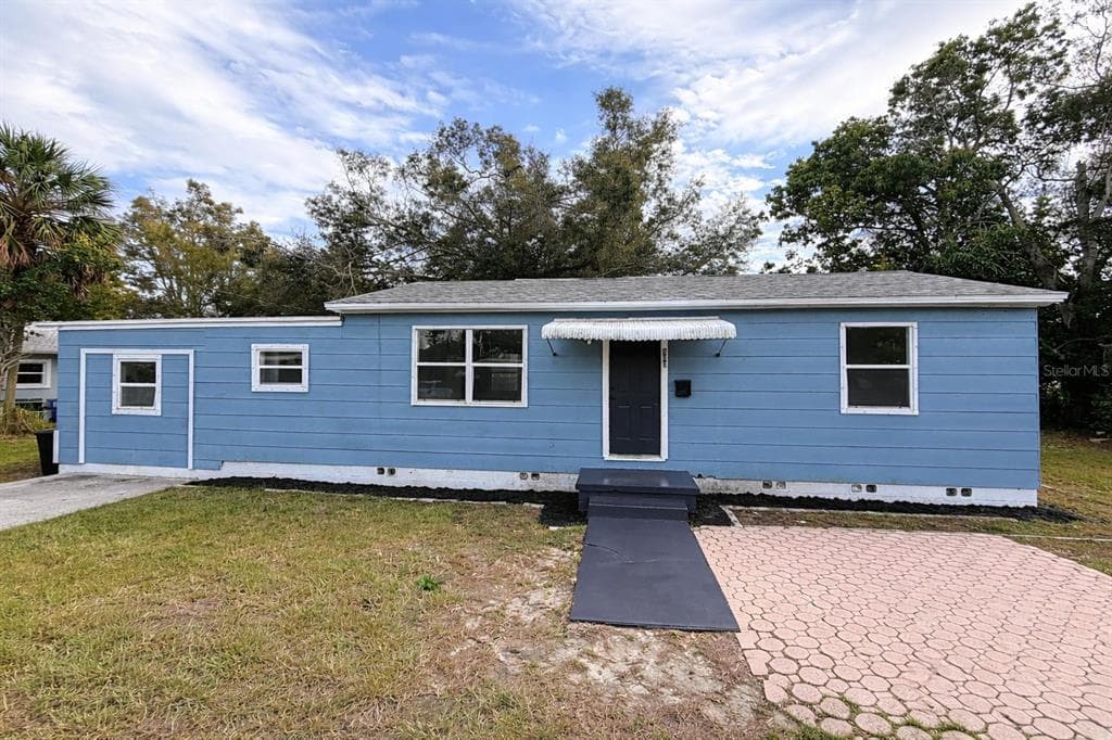 900 40TH STREET S ST PETERSBURG, FL 33711