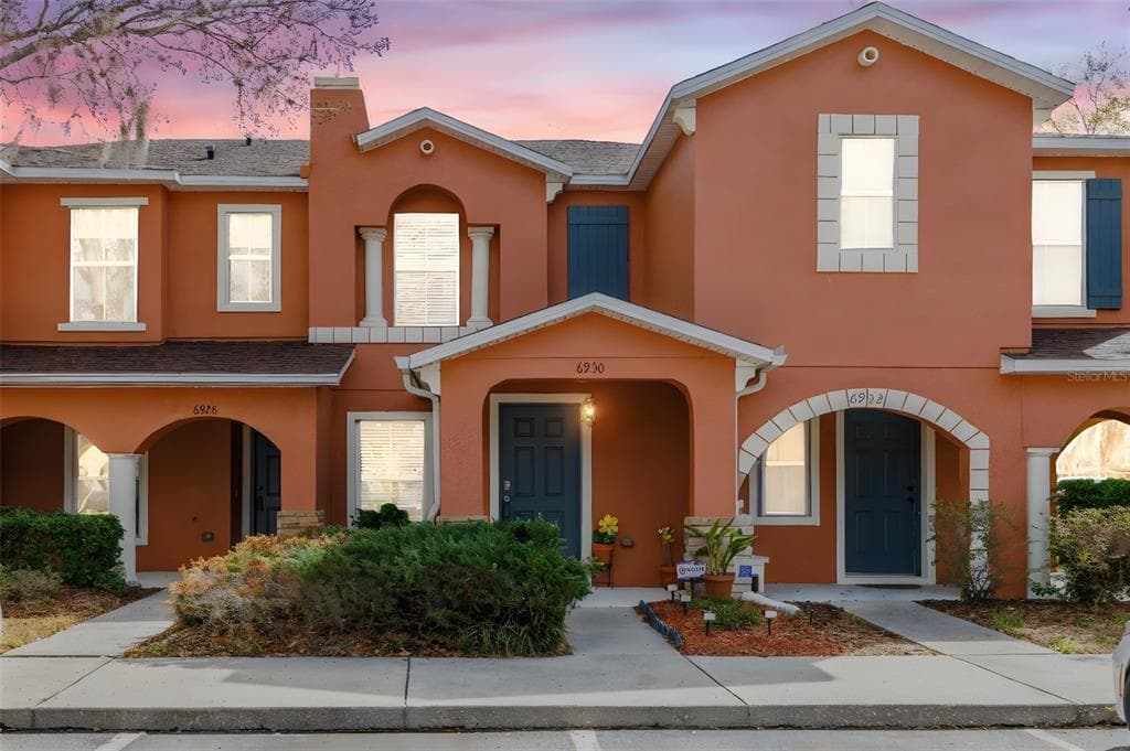 6930 HAWTHORNE TRACE LANE RIVERVIEW, FL 33578