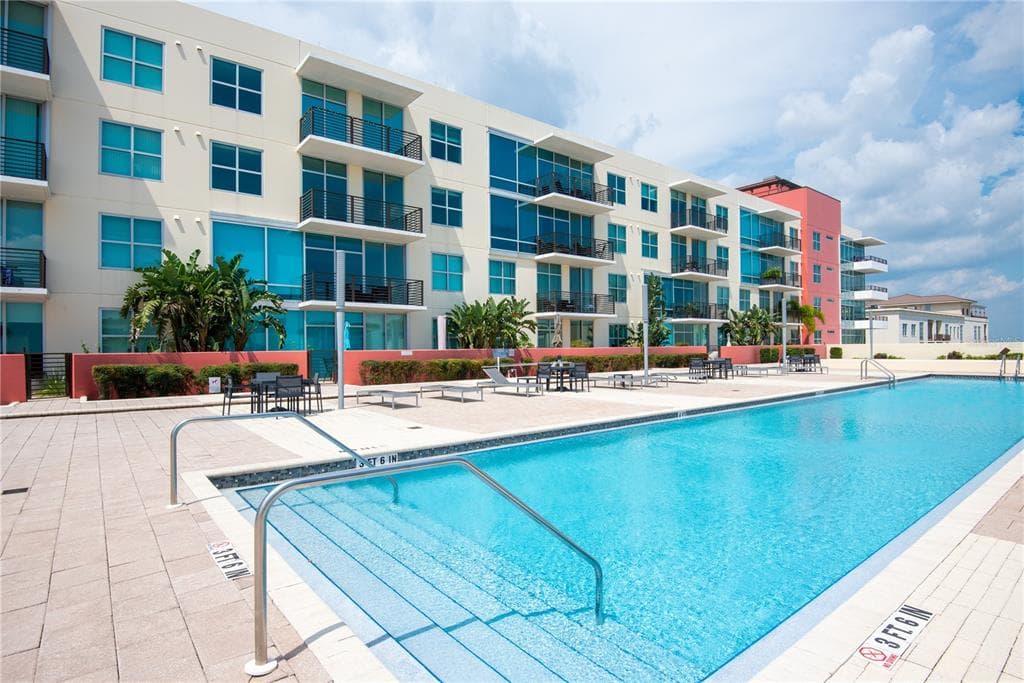 1208 E KENNEDY BOULEVARD UNIT 827 TAMPA, FL 33602