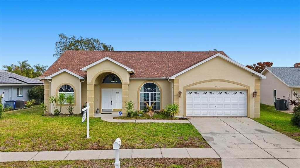 13632 DEVENTER COURT HUDSON, FL 34667