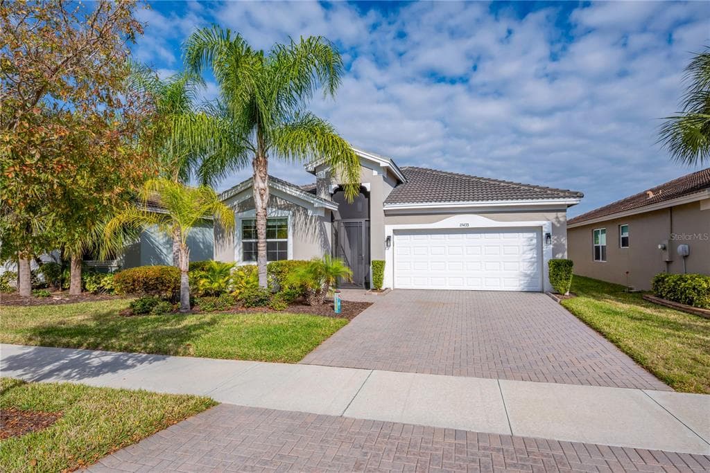 15433 SANTA POLA DRIVE WIMAUMA, FL 33598
