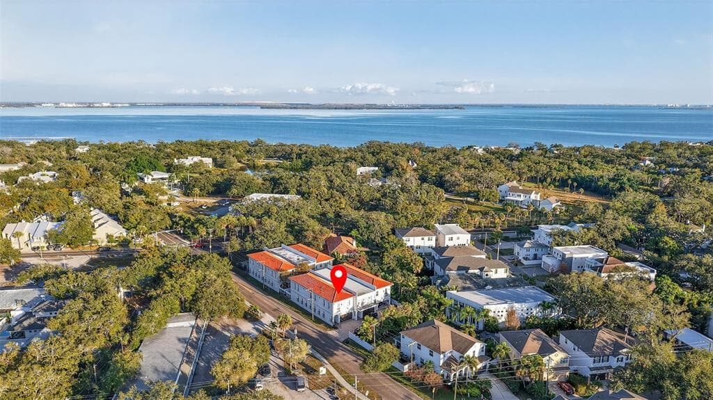 5601 BAYSHORE BOULEVARD UNIT F