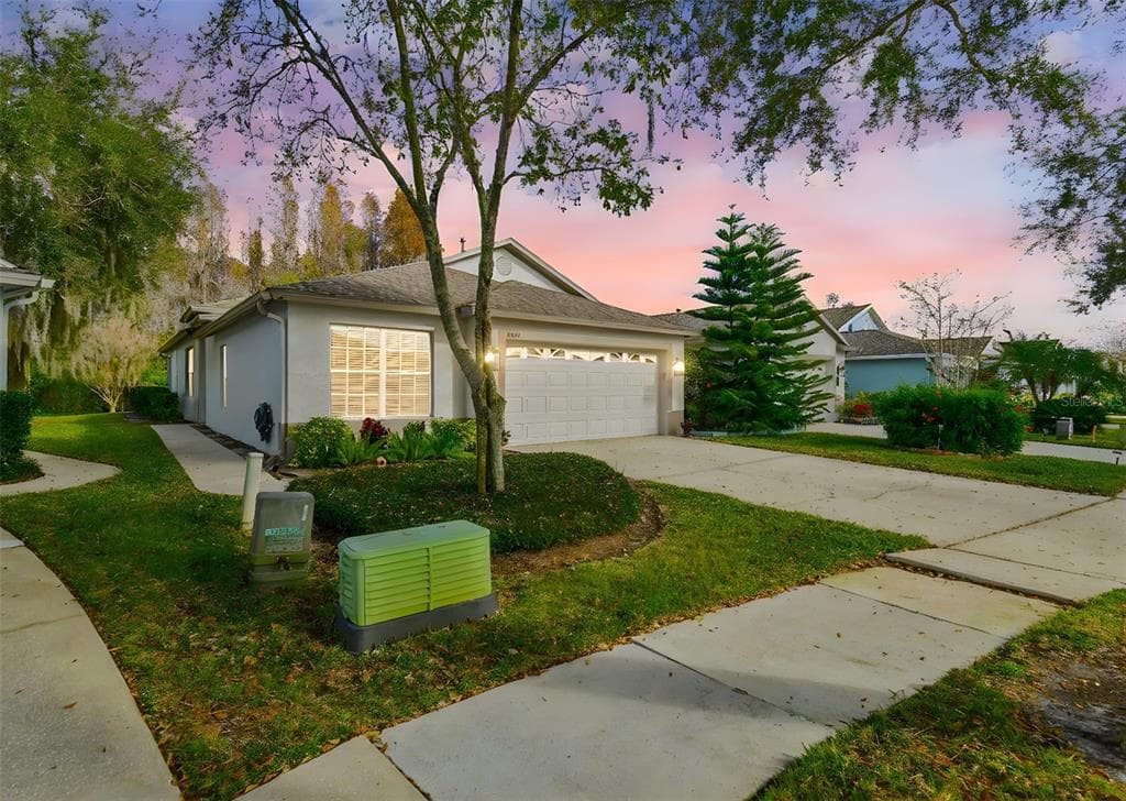 19204 WEYMOUTH DRIVE LAND O LAKES, FL 34638