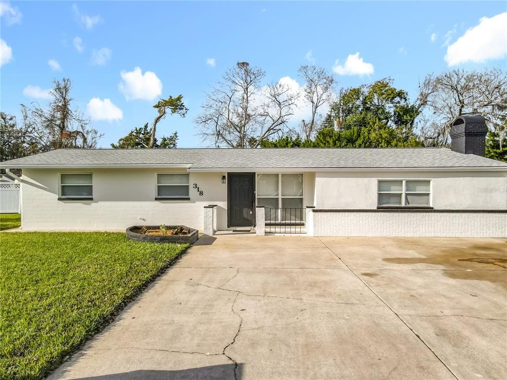 318 SCOTLAND DRIVE DAYTONA BEACH, FL 32117