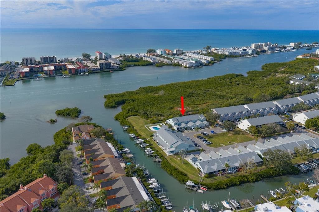 9434 TARA CAY COURT UNIT 25 SEMINOLE, FL 33776
