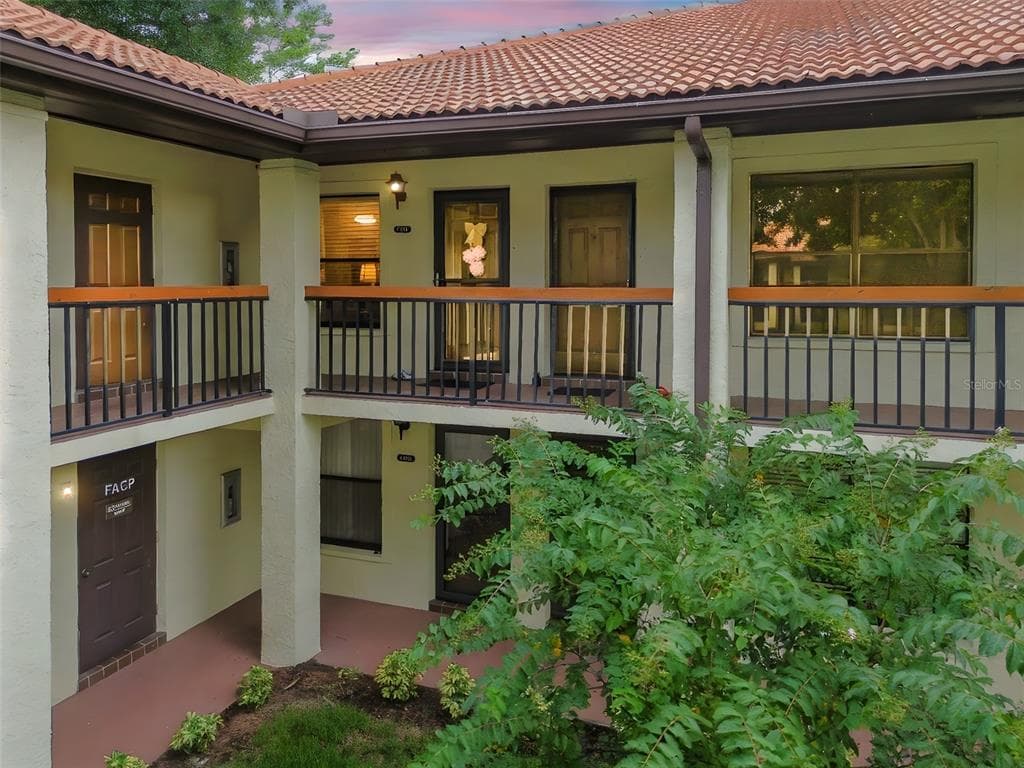 1710 HAMMOCK PINE BOULEVARD UNIT 17 CLEARWATER, FL 33761