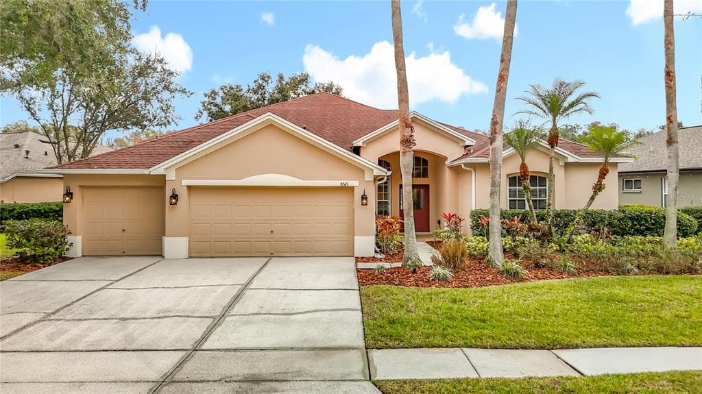 8521 BRAMWELL WAY TAMPA, FL 33647