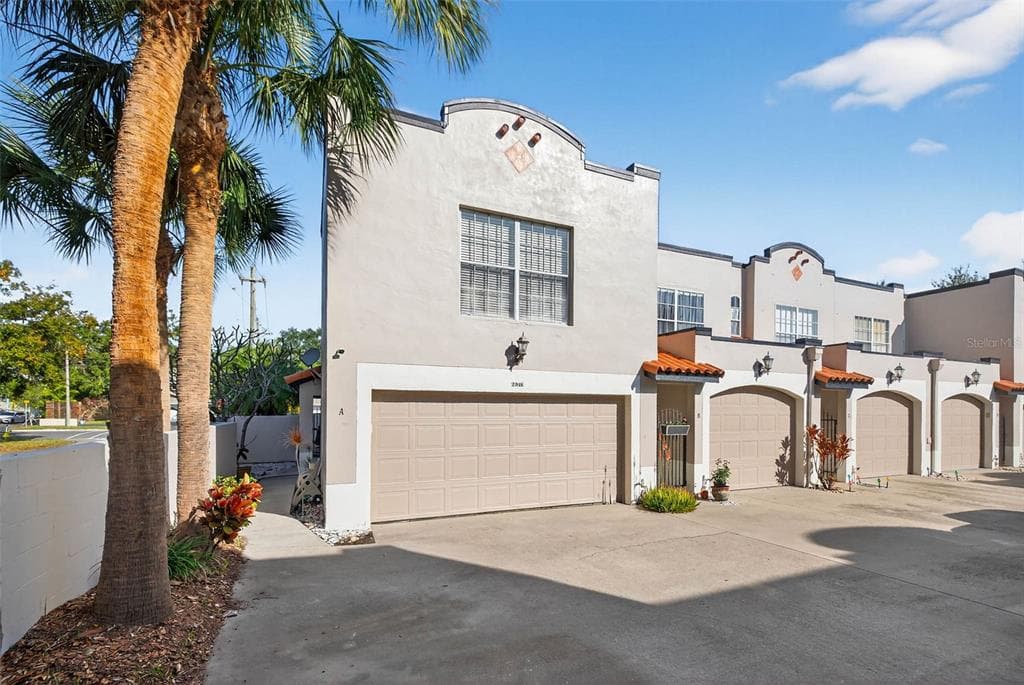 2918 W GANDY BOULEVARD UNIT A TAMPA, FL 33611