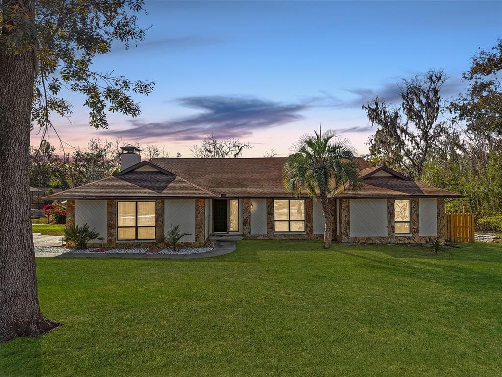 109 HOLLY TREE LANE BRANDON, FL 33511