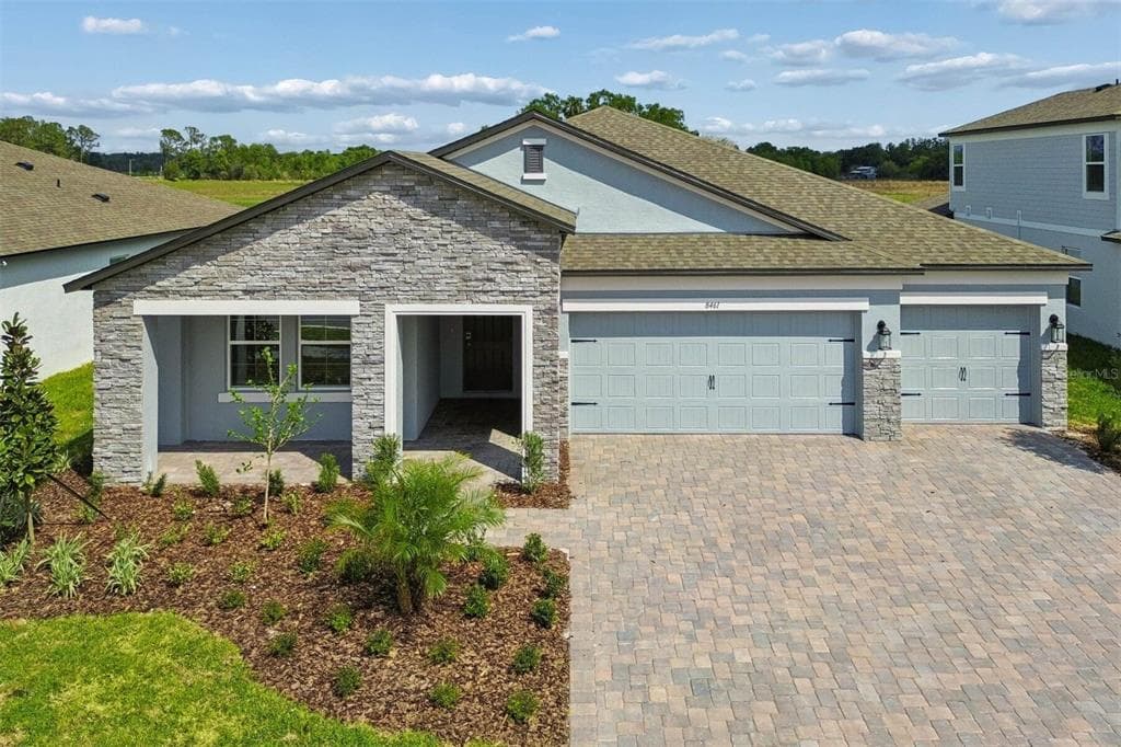 8461 FOX DEN COVE LAKELAND, FL 33810