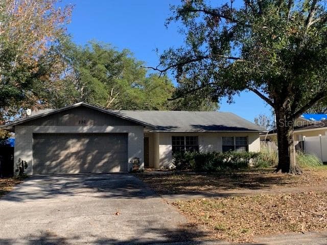 230 BALL PARK AVENUE SEFFNER, FL 33584
