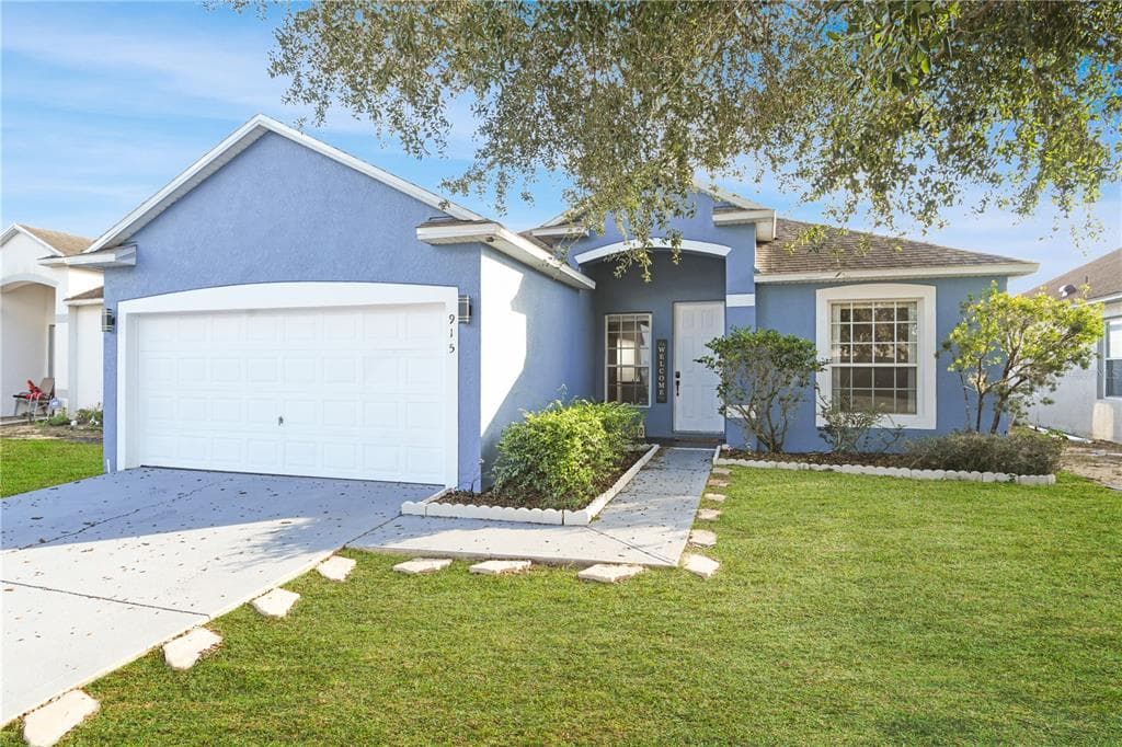 915 KNOLLWOOD DRIVE DAVENPORT, FL 33837