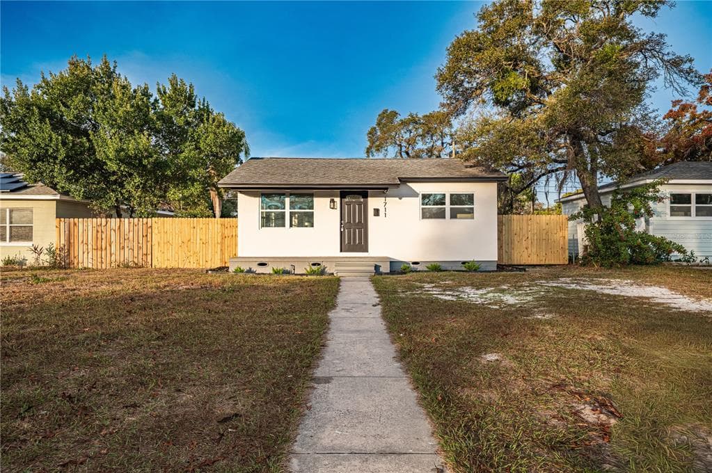 1711 41ST STREET S ST PETERSBURG, FL 33711