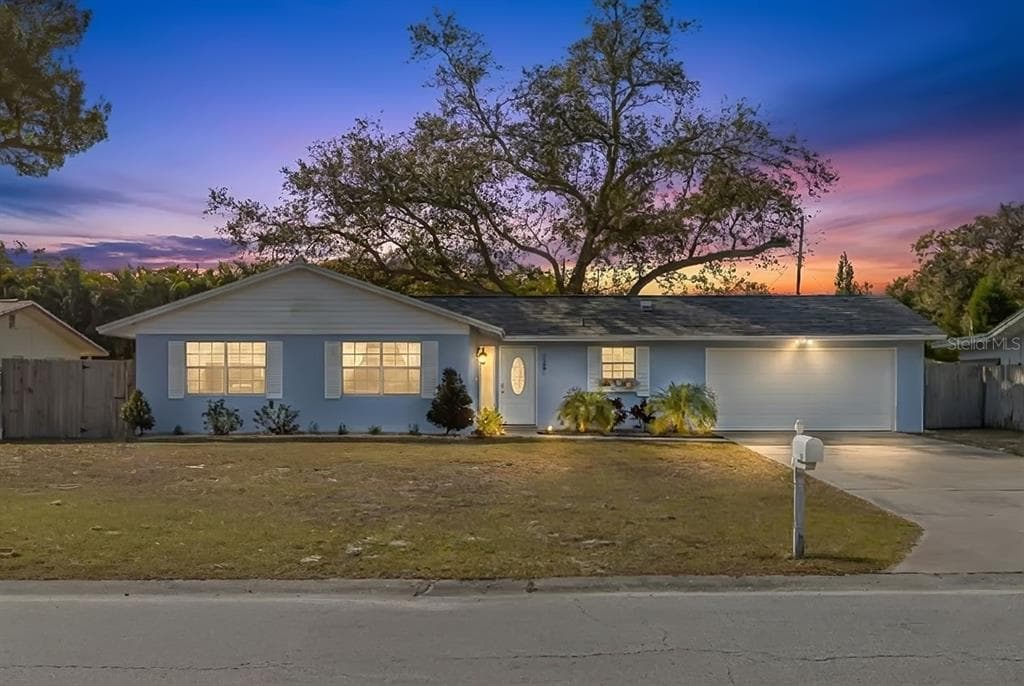 2261 BEVERLY LANE CLEARWATER, FL 33764