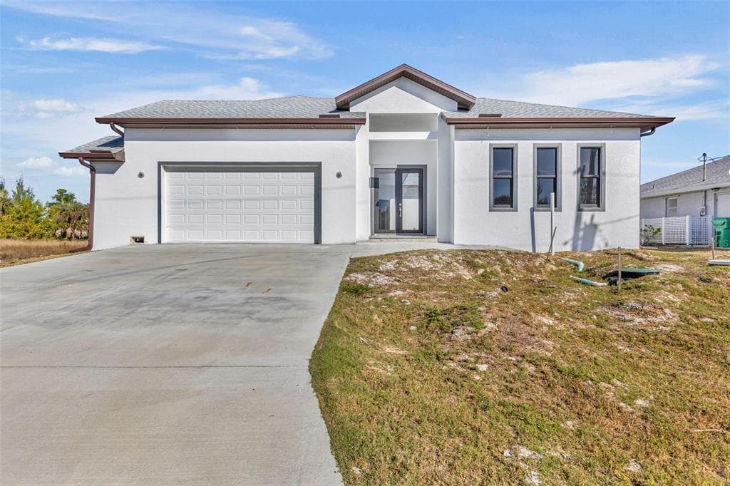 15116 BRAINBRIDGE CIRCLE PORT CHARLOTTE, FL 33981