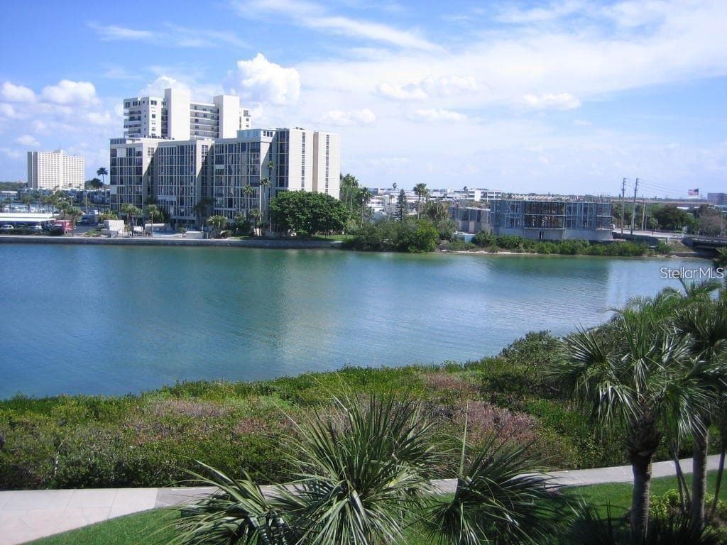 7871 SAILBOAT KEY BOULEVARD S UNIT 305 SOUTH PASADENA, FL 33707
