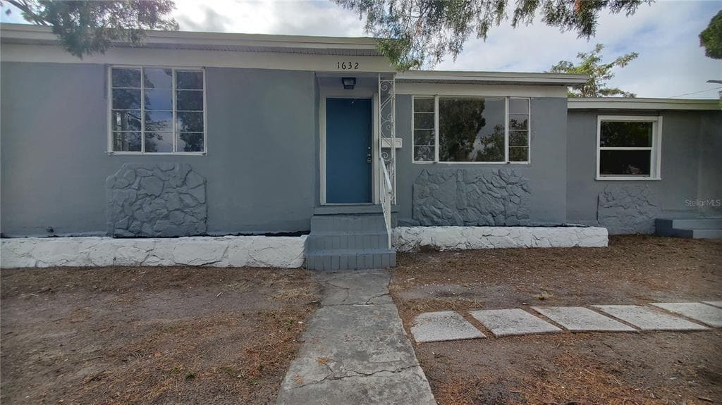 1632 14TH AVENUE S ST PETERSBURG, FL 33712