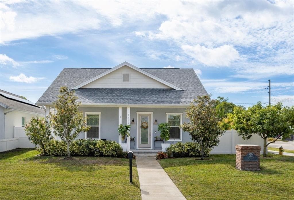 1854 13TH AVENUE N ST PETERSBURG, FL 33713