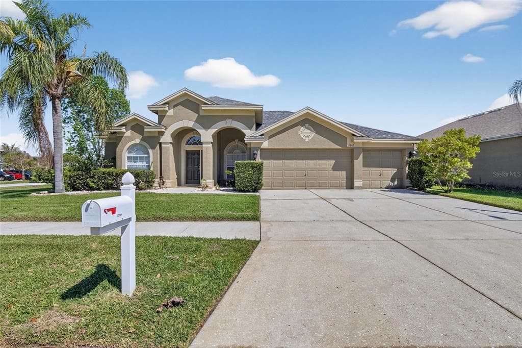 11709 STONEWOOD GATE DRIVE RIVERVIEW, FL 33579