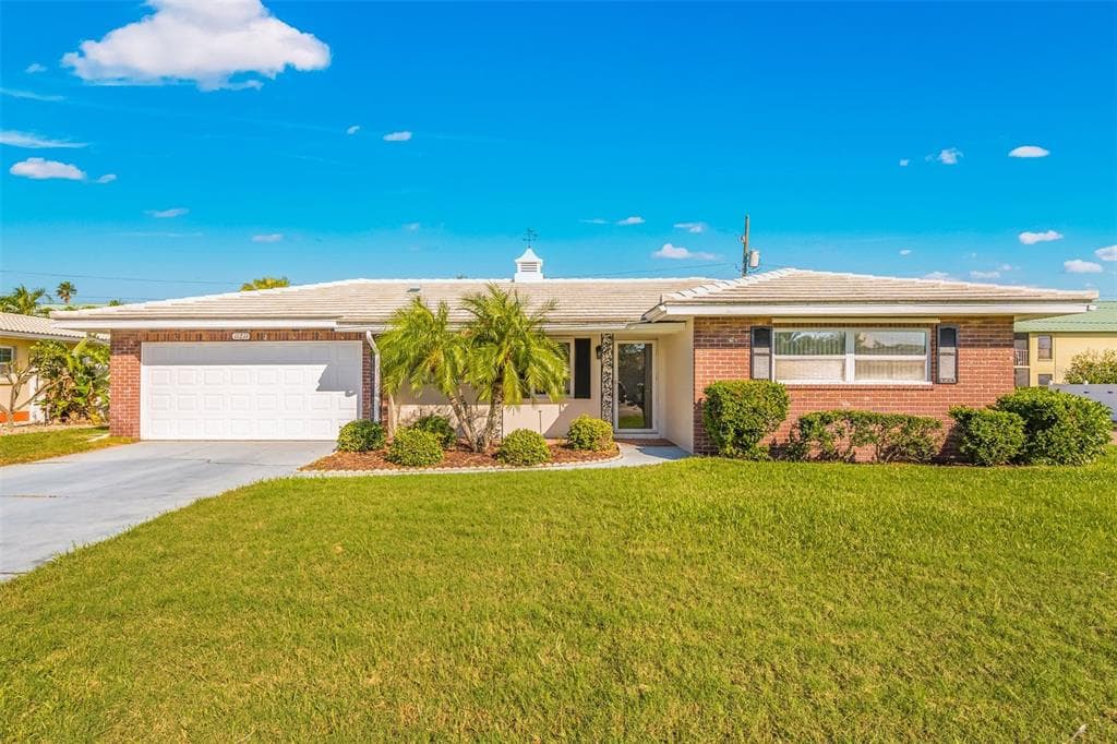 11211 60TH AVE SEMINOLE, FL 33772