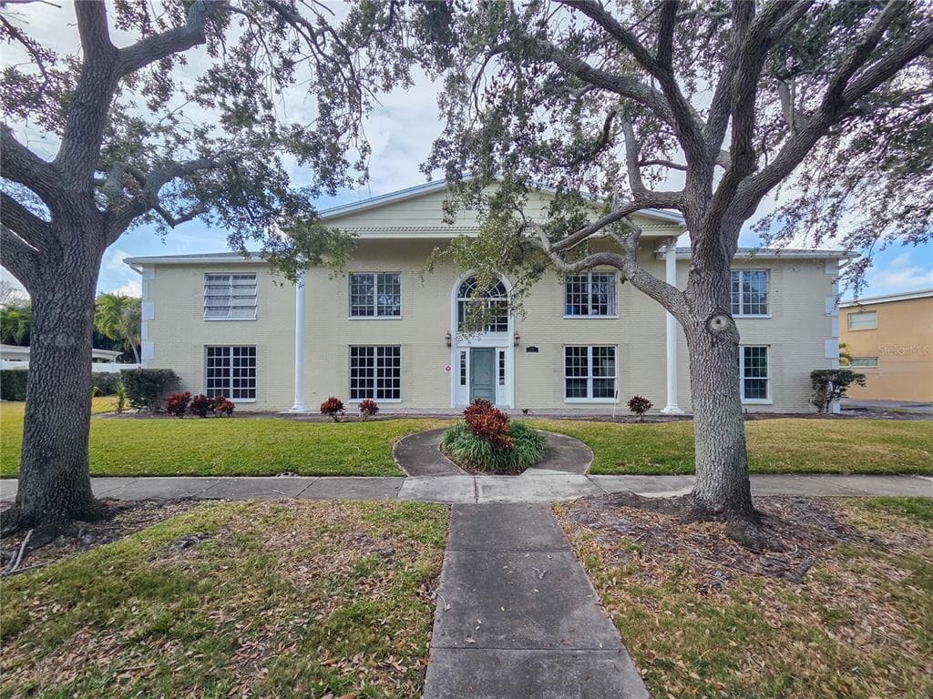 1000 RAFAEL BOULEVARD NE UNIT 2 ST PETERSBURG, FL 33704
