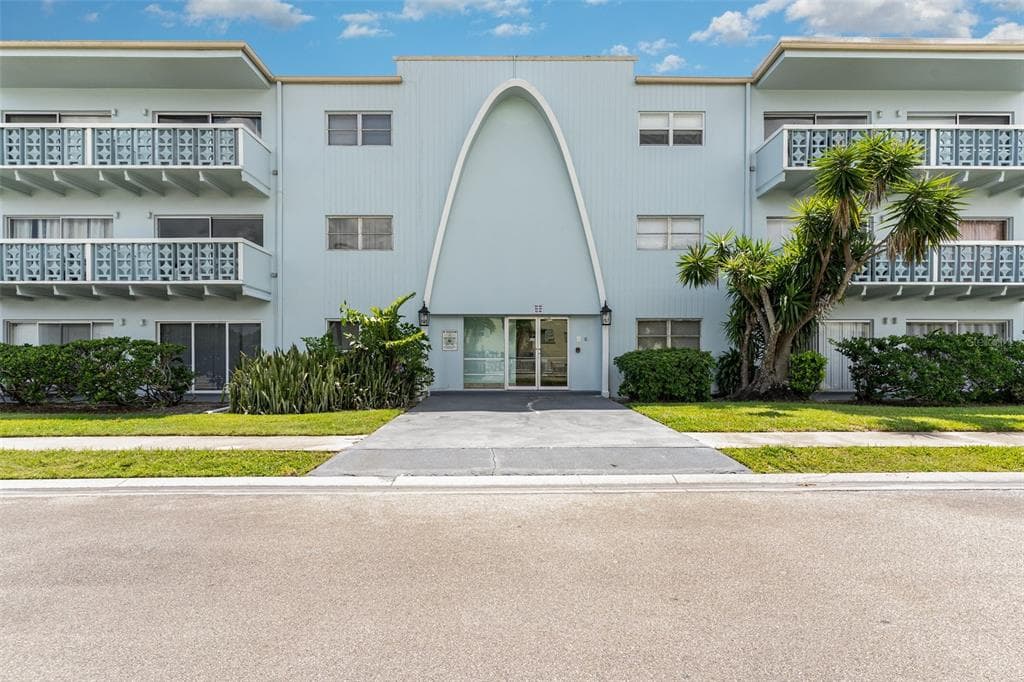 221 COLUMBIA DRIVE UNIT 342 CAPE CANAVERAL, FL 32920