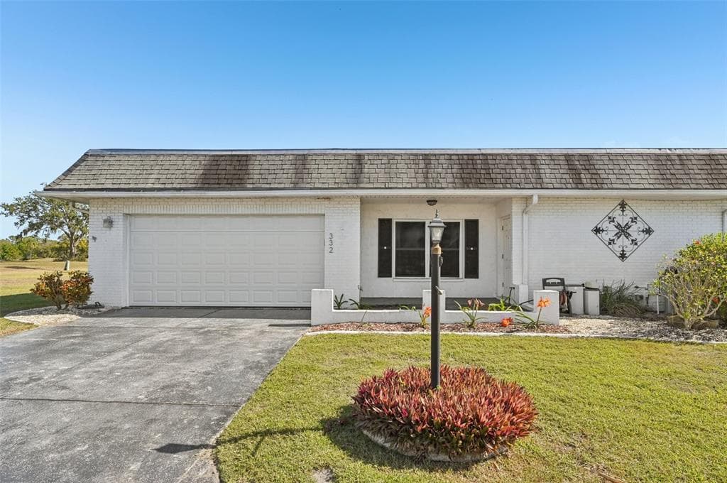 332 CLUB MANOR DRIVE SUN CITY CENTER, FL 33573