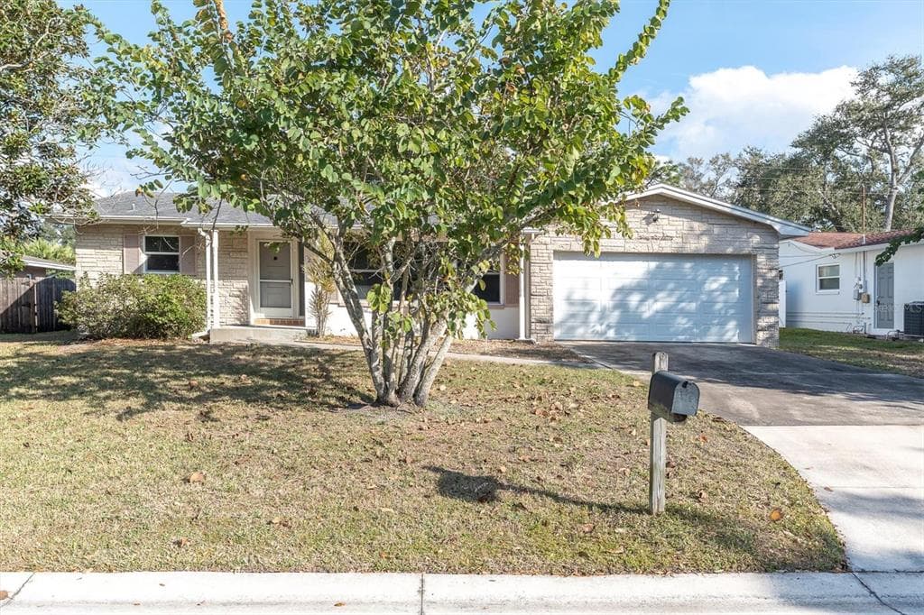 2311 MANGRUM DRIVE DUNEDIN, FL 34698